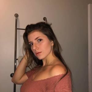 Meet your Posher, Katelyn